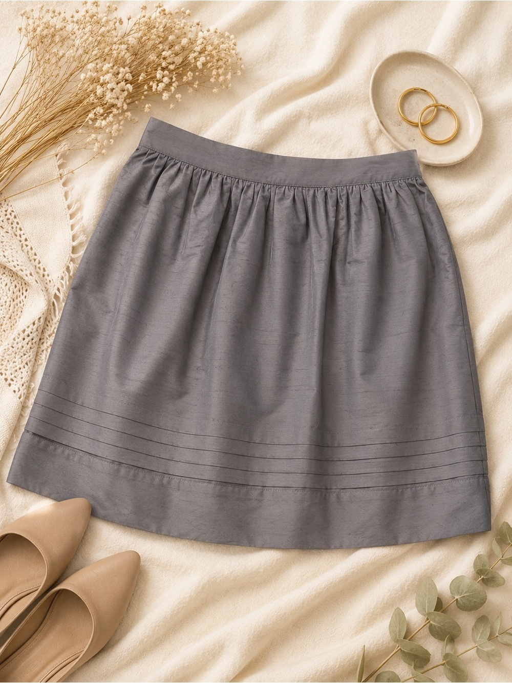 LOFT Gray A-Line Pleated Skirt Size 6 Silk Blend Line
